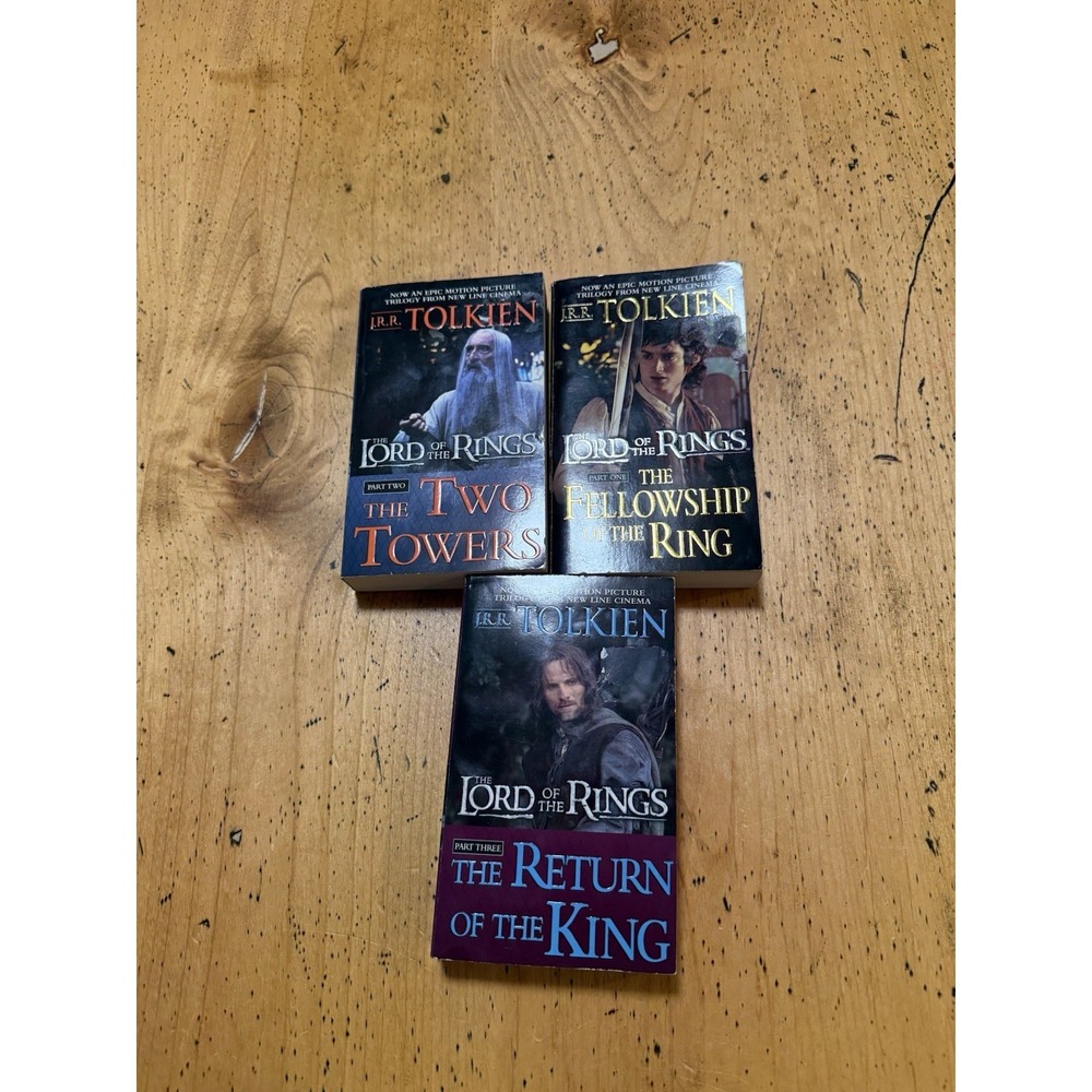 Lord‎ of The Rings : Trilogy - 3 Paperbacks - JRR Tolkien - 1994 Printings